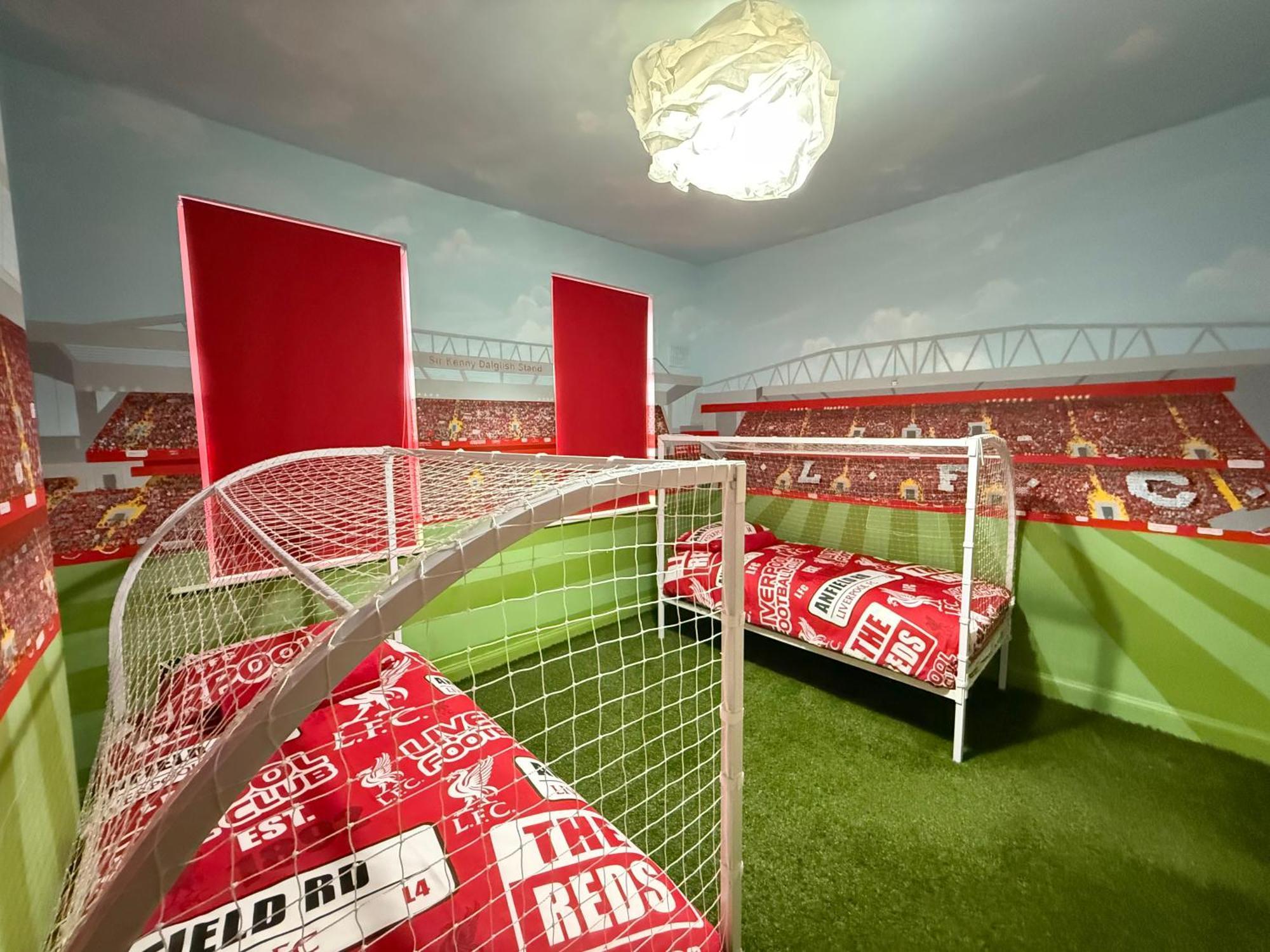 Anfield Abode - Entire Lfc Themed House Villa Liverpool Exterior foto